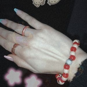 Hello Kitty kandi bracelet